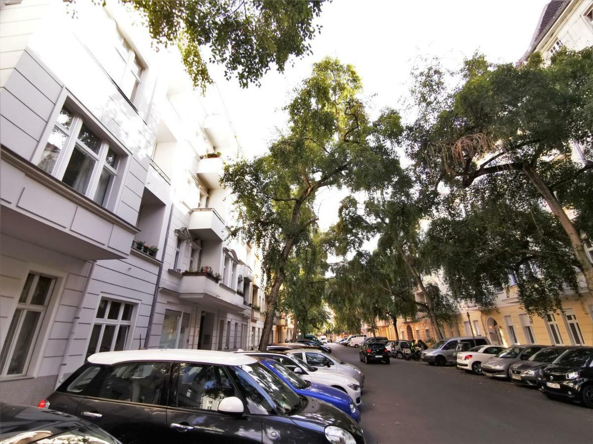 Kvh By Rockchair Apartments L Superhost Status L Boxspringbett Am Schloss Charlottenburg Welcomes You! Berlin Exteriör bild