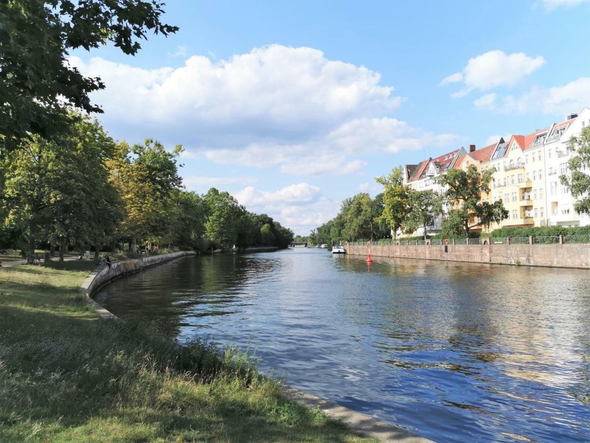 Kvh By Rockchair Apartments L Superhost Status L Boxspringbett Am Schloss Charlottenburg Welcomes You! Berlin Exteriör bild